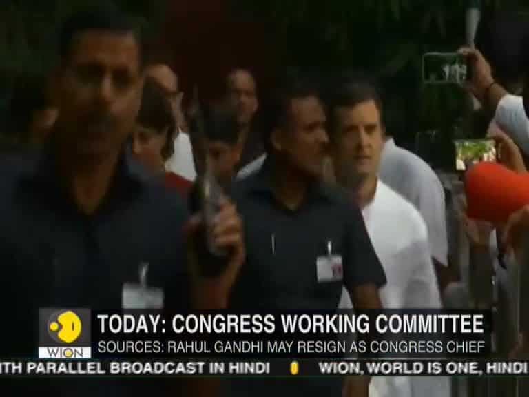 Congress chief Rahul Gandhi likely to resign at CWC meeting today