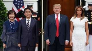 Donald Trump begins his Japan visit to burnish ties with Shinzo Abe over golf, sumo and steak