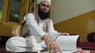 Pakistani who taught 'American Taliban' hails his release