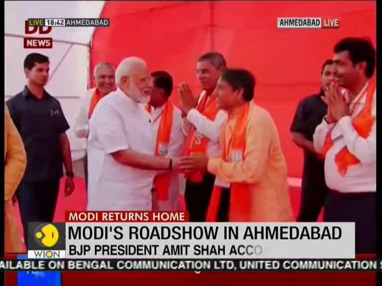 Grand Welcome for Modi in Ahmedabad After Roadshow