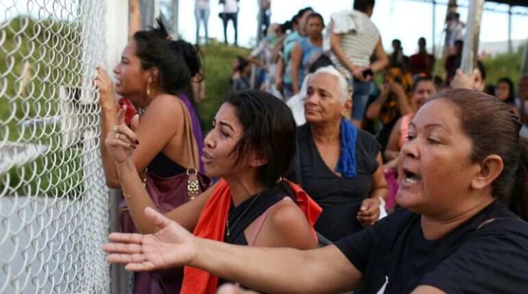 At least 40 inmates strangled to death in Amazon prison gang clashes At least 40 inmates strangled to death in Amazon prison gang clashes