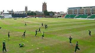 Cricketers agree virus package to support game