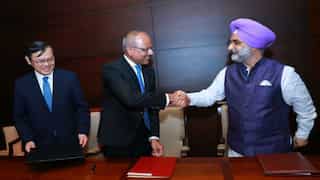 With eye on China, India, Japan and Sri Lanka agree to develop Colombo port