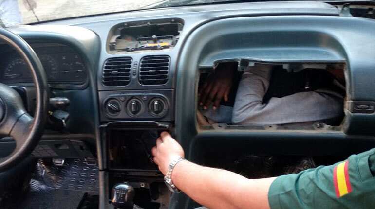 Three African migrants hidden in cars at Spain-Morocco border