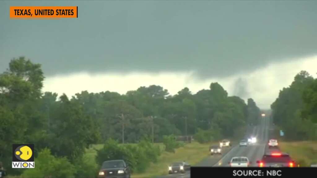 Tornado touches down in Texas