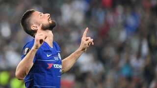 Chelsea close in on Champions League spot with 3-2 win at Palace