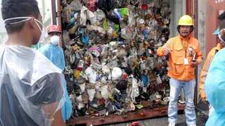 Philippines sends trash back to Canada after Duterte escalates row