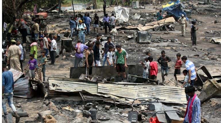 Over 250 shanties gutted in massive fire in Jammu