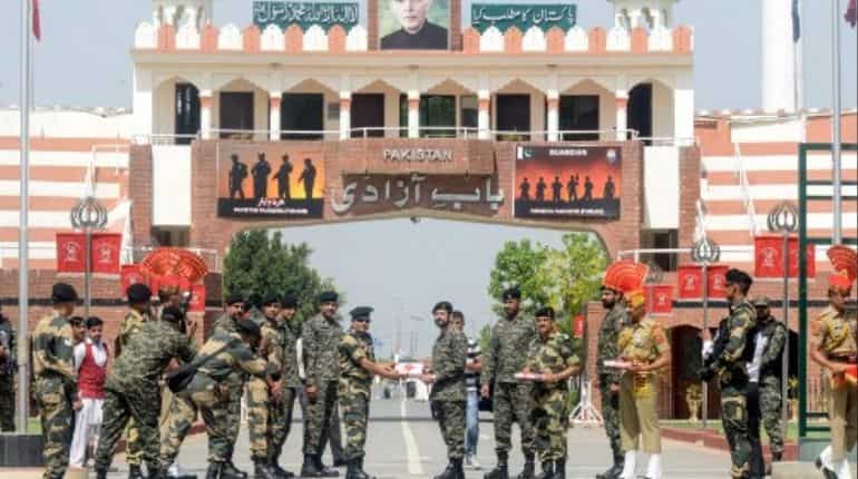 India-Pakistan exchange greetings