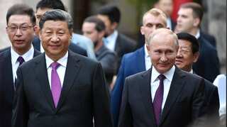 China's panda diplomacy puts a smile on best friend Putin's face