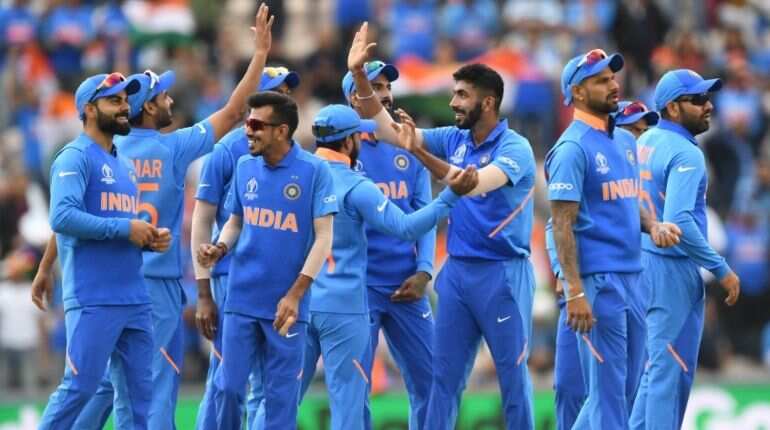 India announce arrival in style