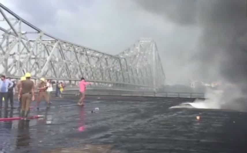 West Bengal: Fire breaks out near Kolkata's Howrah Bridge, 20 fire tenders at spot
