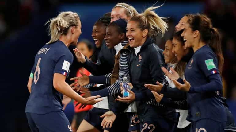 Lyon women inspire France in perfect World Cup opener