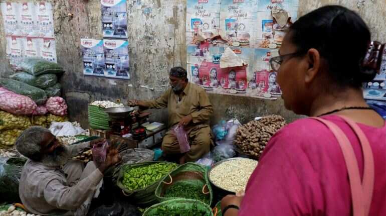 Pakistan sees 2019 GDP growth at 3.3%, sharply below target