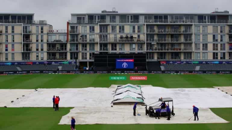 Sri Lanka split points for second successive time after match washed out