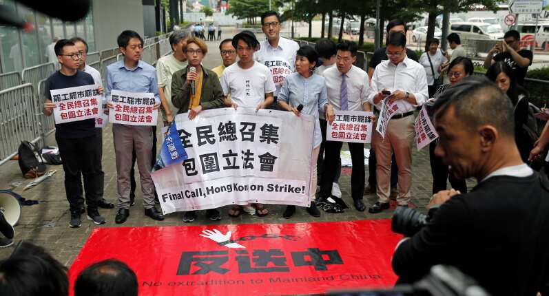 Tens of thousands expected to rally to demand Hong Kong leader steps down