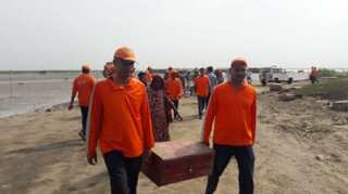 Cyclone Vayu remains practically stationary: IMD