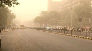 Dust storm grips Delhi, 'intense rain ahead' predicts Skymet  