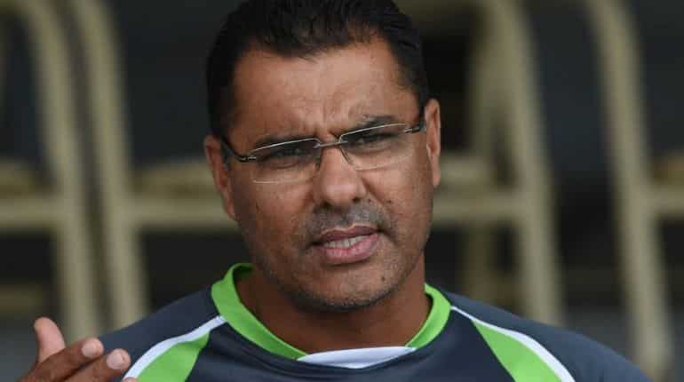 Pakistan's Waqar wants to 'stay on longer' after bad light delays in second Test