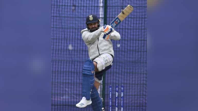 Huge responsibility on Rohit