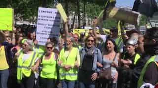 'Yellow vest' protestors push on for 31st weekend despite waning numbers