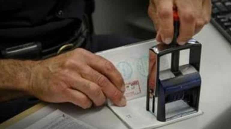 US likely to extend non-immigrant visas amid coronavirus fear 