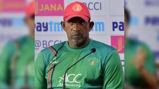 Windies coach Simmons leaves bubble for funeral, tests negative twice for virus