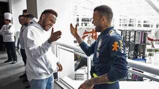 Watch: Neymar visits his teammates ahead of Brazil's Copa America match against Peru