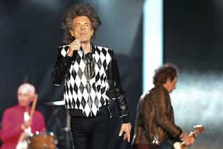 Jumpin' Jack Flash Jagger back on stage after heart surgery