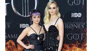 This is why Sophie Turner's best friend Maisie Williams hasn't reached France yet