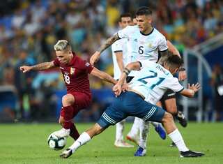 Martinez, Lo Celso goals earn Argentina Copa semi against Brazil