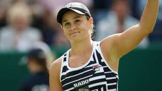 Ashleigh Barty wins Adelaide title in Australian Open boost