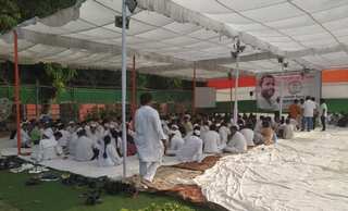 Congress sit-in over Rahul Gandhi's resignation ends
