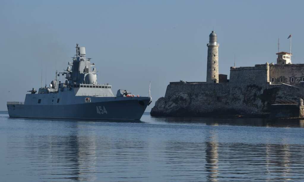 Fourteen sailors killed in Russia submersible fire: Defence Ministry