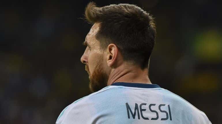 Lionel Messi vows to play on after latest Argentina heartache Lionel Messi vows to play on after latest Argentina heartache
