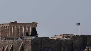 Greece shuts Acropolis Hill for few hours due to heatwave