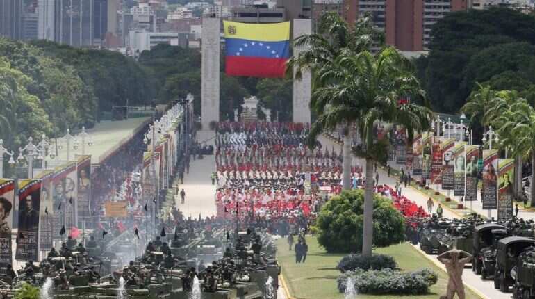 Venezuelan Independence Day marked by rival rallies, UN rebuke