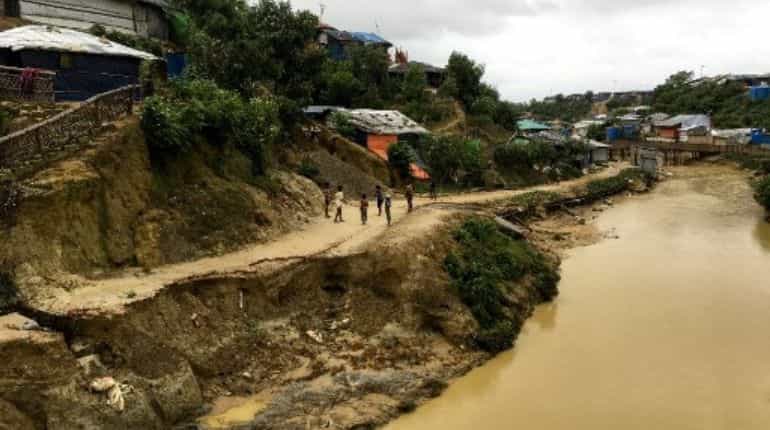 One killed, thousands displaced in Rohingya camp landslides One killed, thousands displaced in Rohingya camp landslides