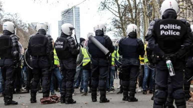 Explosives found in Brussels, no sign Tour de France targeted: Prosecutors