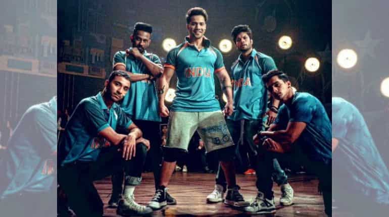 Varun Dhawan cheers for team India with his 'Street Dancer 3D' squad Varun Dhawan cheers for team India with his 'Street Dancer 3D' squad