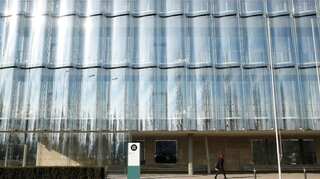 Swiss Re puts off $4 billion ReAssure IPO amid weak demand