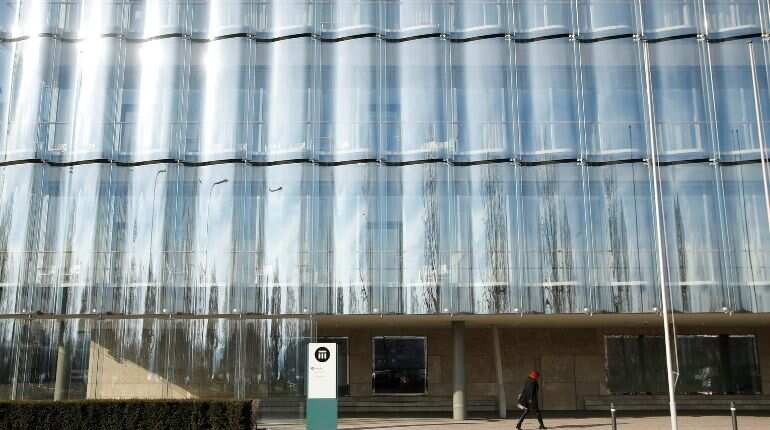 Swiss Re puts off $4 billion ReAssure IPO amid weak demand