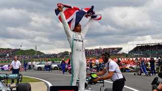 Lewis Hamilton wins record sixth British GP, extends F1 lead