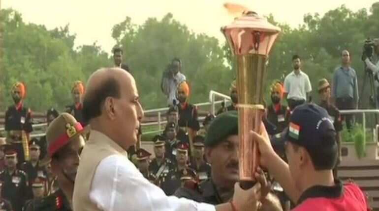 Defence Minister Rajnath Singh lights 'Victory Flame' to commemorate Kargil war Defence Minister Rajnath Singh lights 'Victory Flame' to commemorate Kargil war