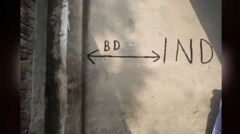 House on Indo-Bangladesh border has dwellers from both countries