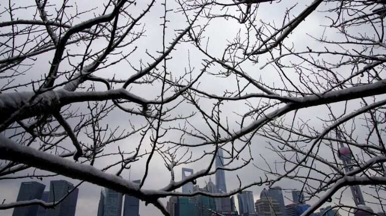 China's debt tops 300 per cent of Gross Domestic Product, now 15 per cent of global total: Institute of International Finance China's debt tops 300 per cent of Gross Domestic Product, now 15 per cent of global total: Institute of International Finance