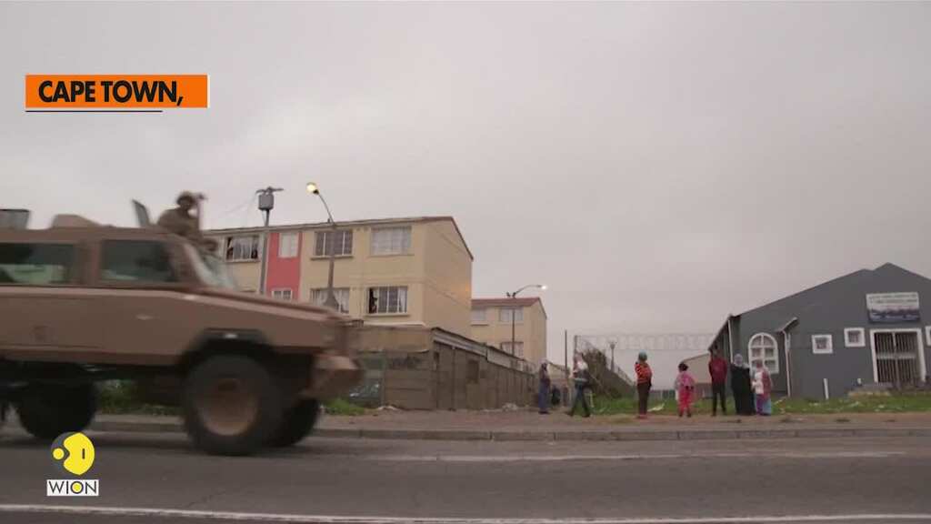 South African soldiers deployed in Cape Town to help fight gangs