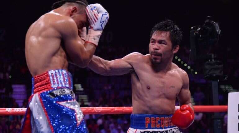 Manny Pacquiao beats Keith Thurman on split decision