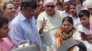 Ahead of meeting Chief Minister, Sonbhadra victims demand money, land as compensation