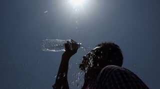 'Dangerous' heatwave hits Athens again